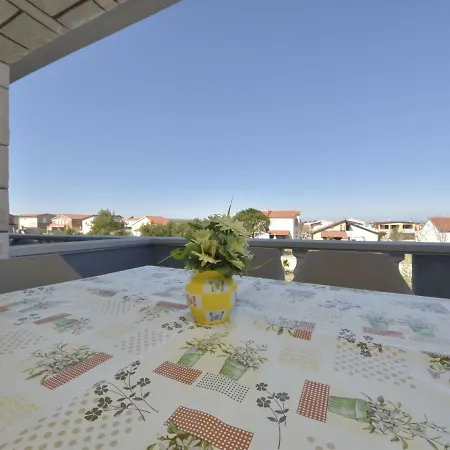 Lamesic-1 Apartmán Vir