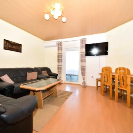 Apartmán Lamesic-1